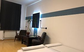 4 Friends Hostel